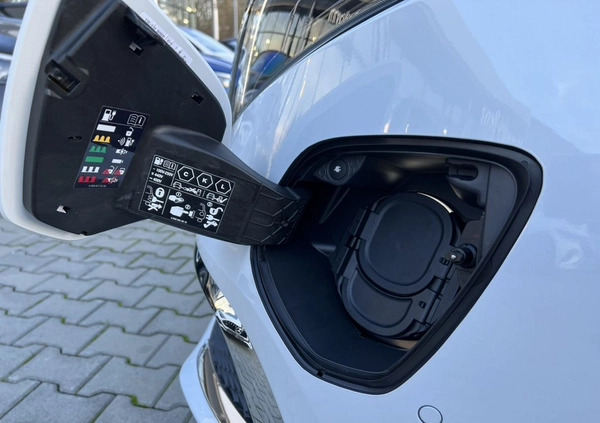 Mercedes-Benz EQV cena 399855 przebieg: 10, rok produkcji 2023 z Rumia małe 781